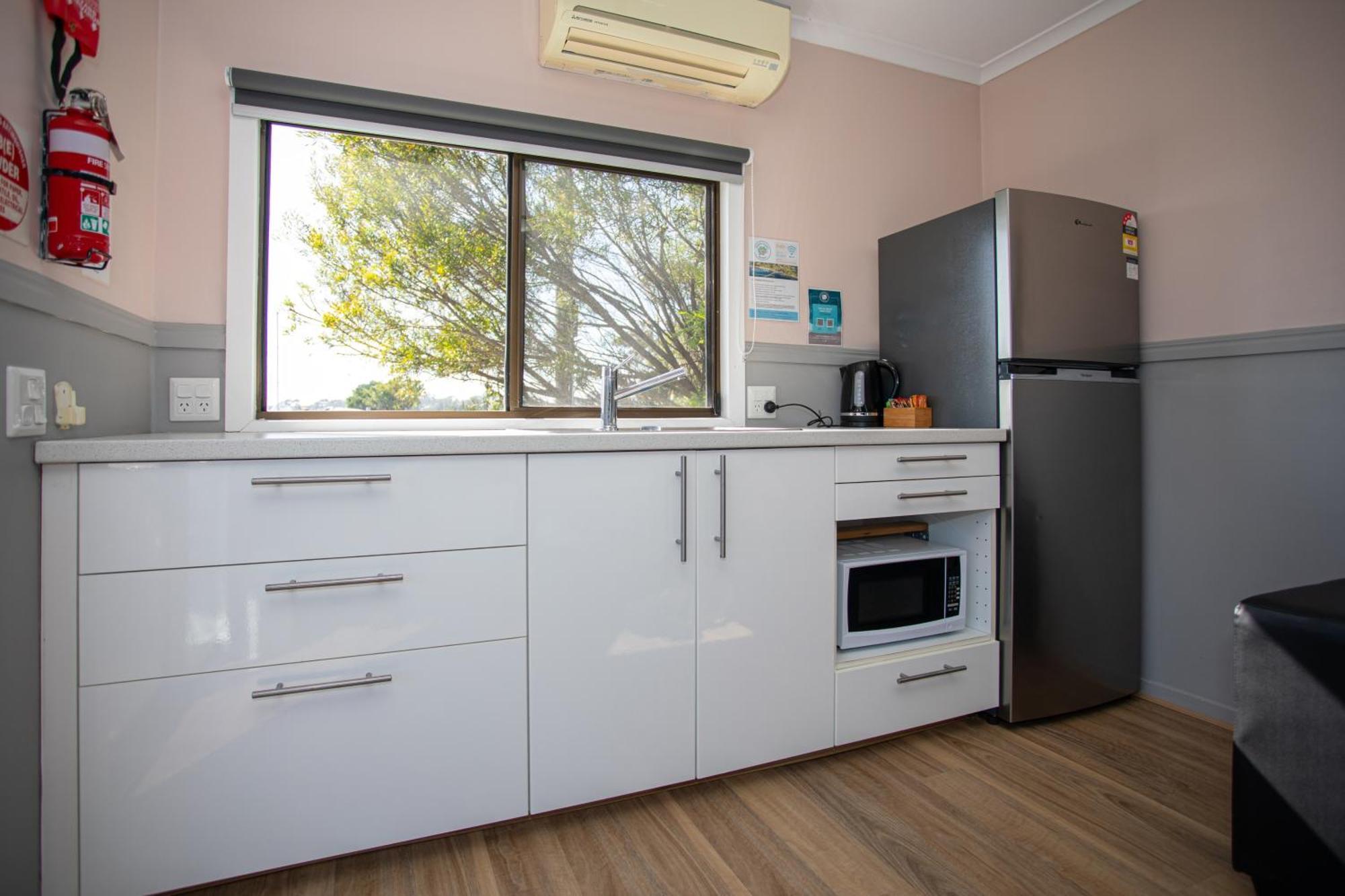 Отель South Coast Retreat Greenwell Point Экстерьер фото